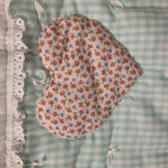 #4 Hand-tied Crib Quilt    🐻        Box#4 - Picture 3 of 7